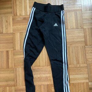 Adidas leggings sz XS / L black with white stripe